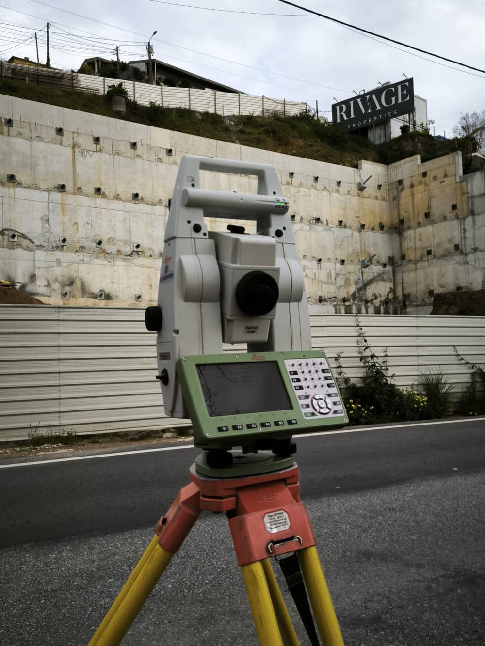Leica BLK em via rodoviária